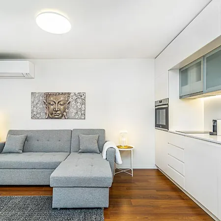 Bombarda Ii By Innkeeper Apartment *