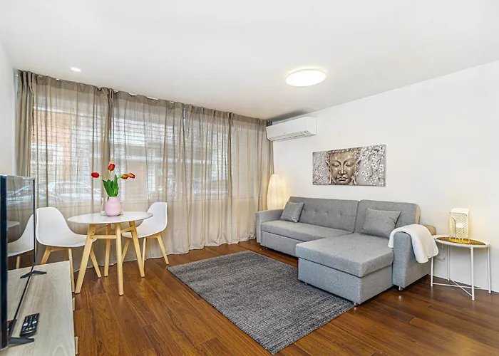 Apartment Bombarda Ii By Innkeeper