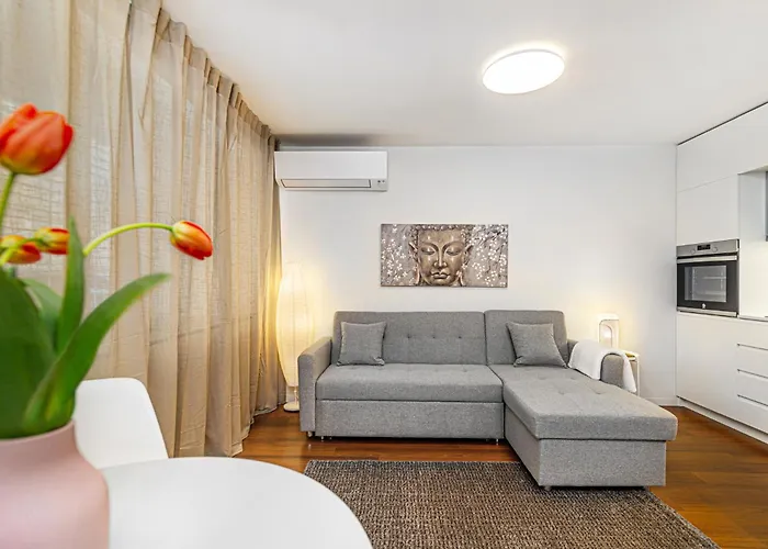 Bombarda Ii By Innkeeper Apartment *