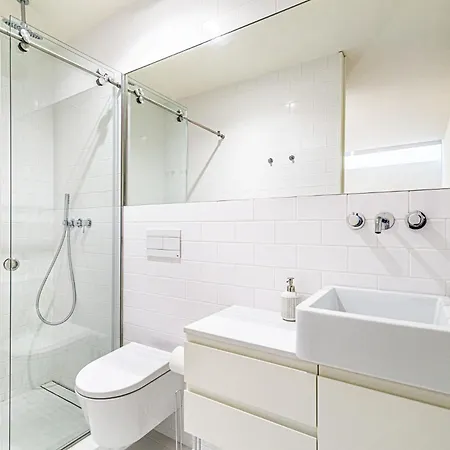 Bombarda Ii By Innkeeper アパート *