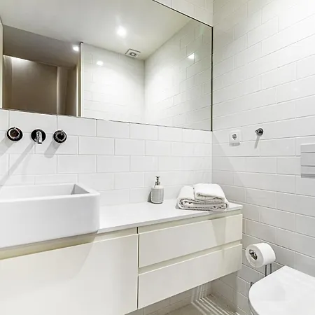 Bombarda Ii By Innkeeper Appartamento Oporto
